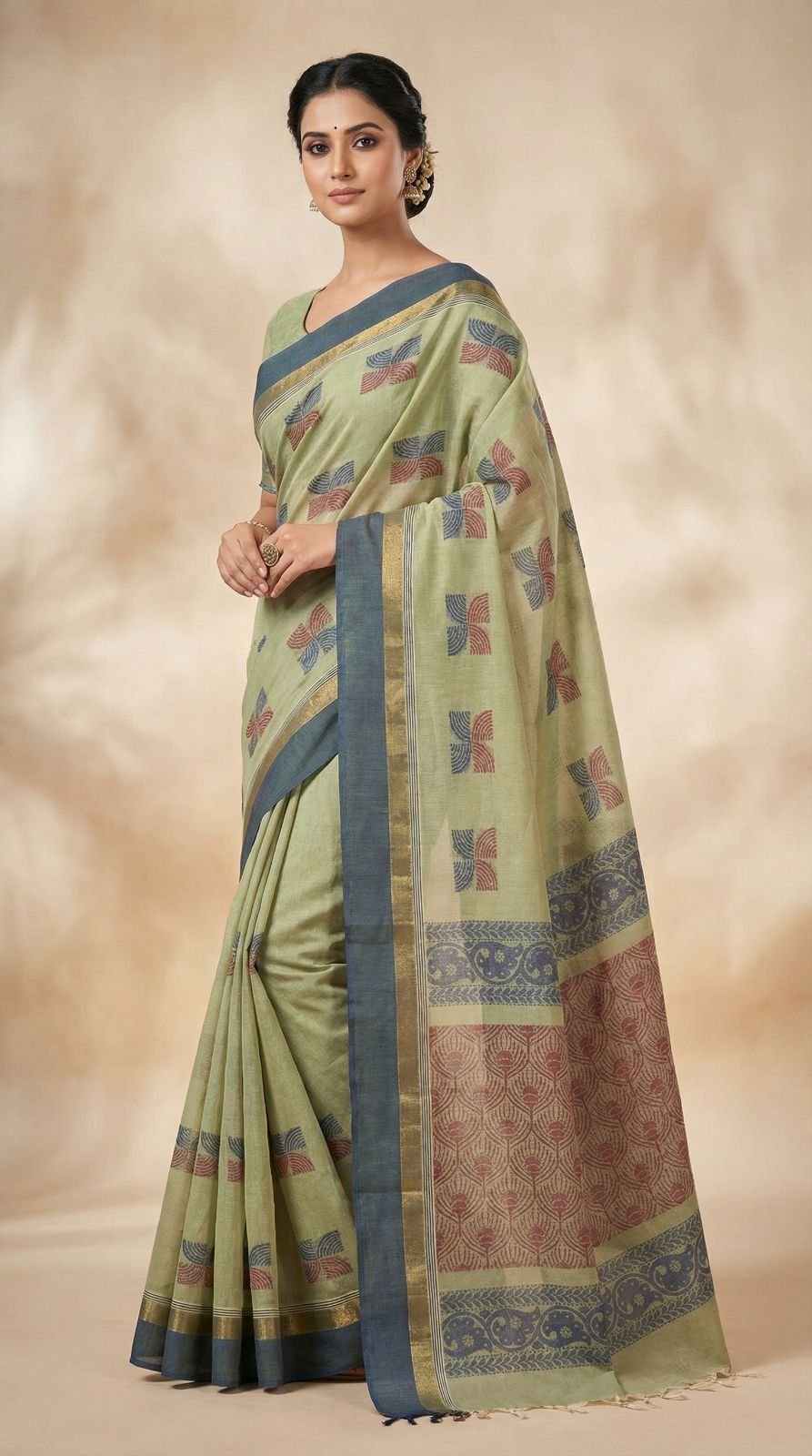 chettinad-handloom-cotton-saree-with-geometric-butta-design-contrast-border-traditional-woven-pallu